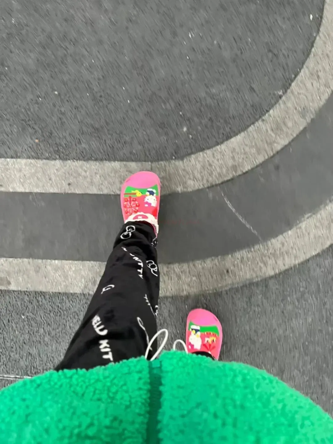 2024 Sanrio Hello Kitty Pajamas Halloween Flannel Fashion Trouserswomen Kawaii Woolen Anime Cartoon Casual Home Pants Autumn