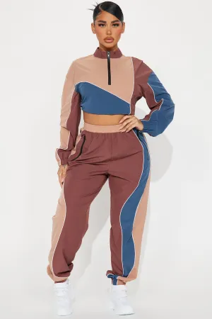 Andrea Windbreaker Jogger Set - Brown/combo