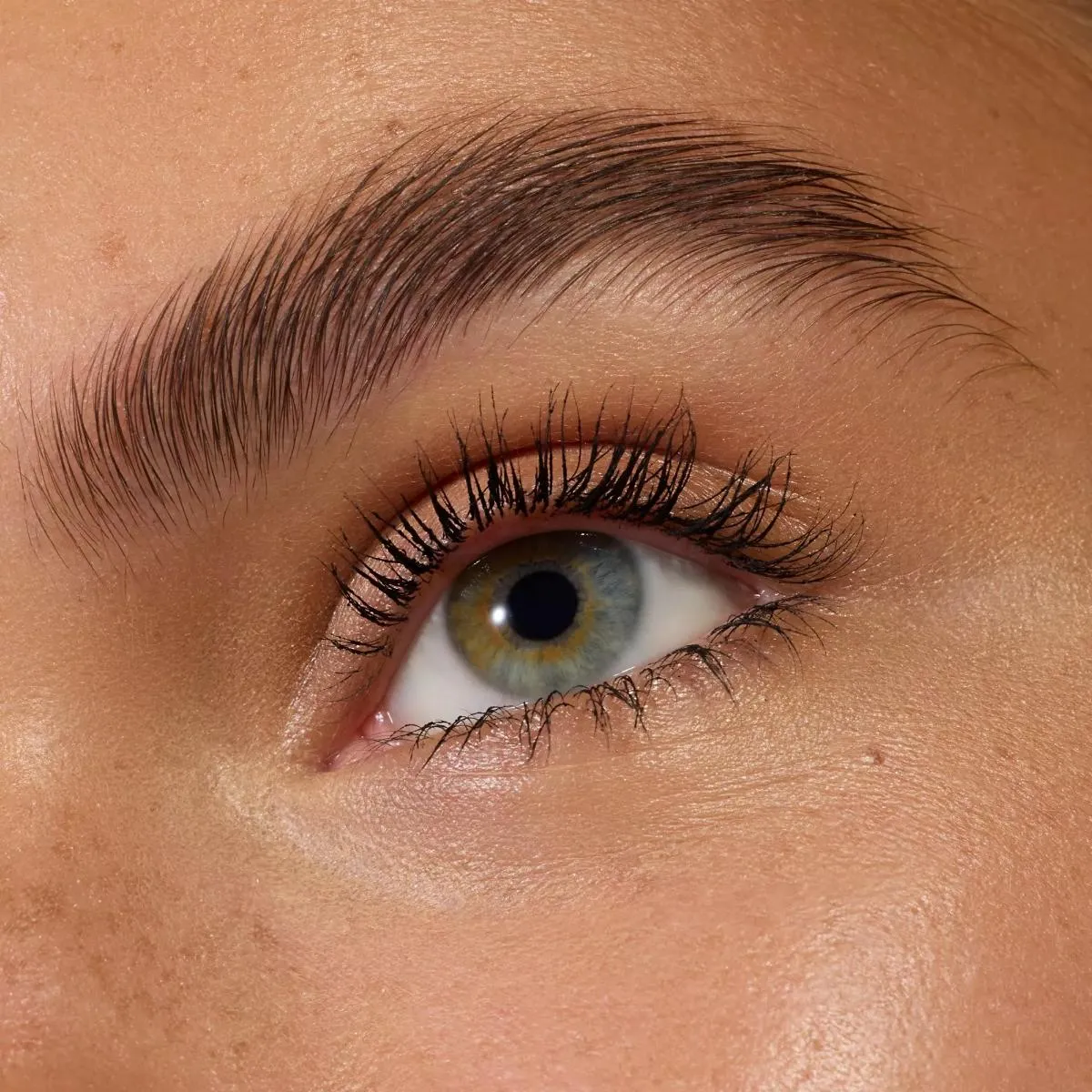 Call Me Queen Dramatic False Lash Effect Waterproof Mascara