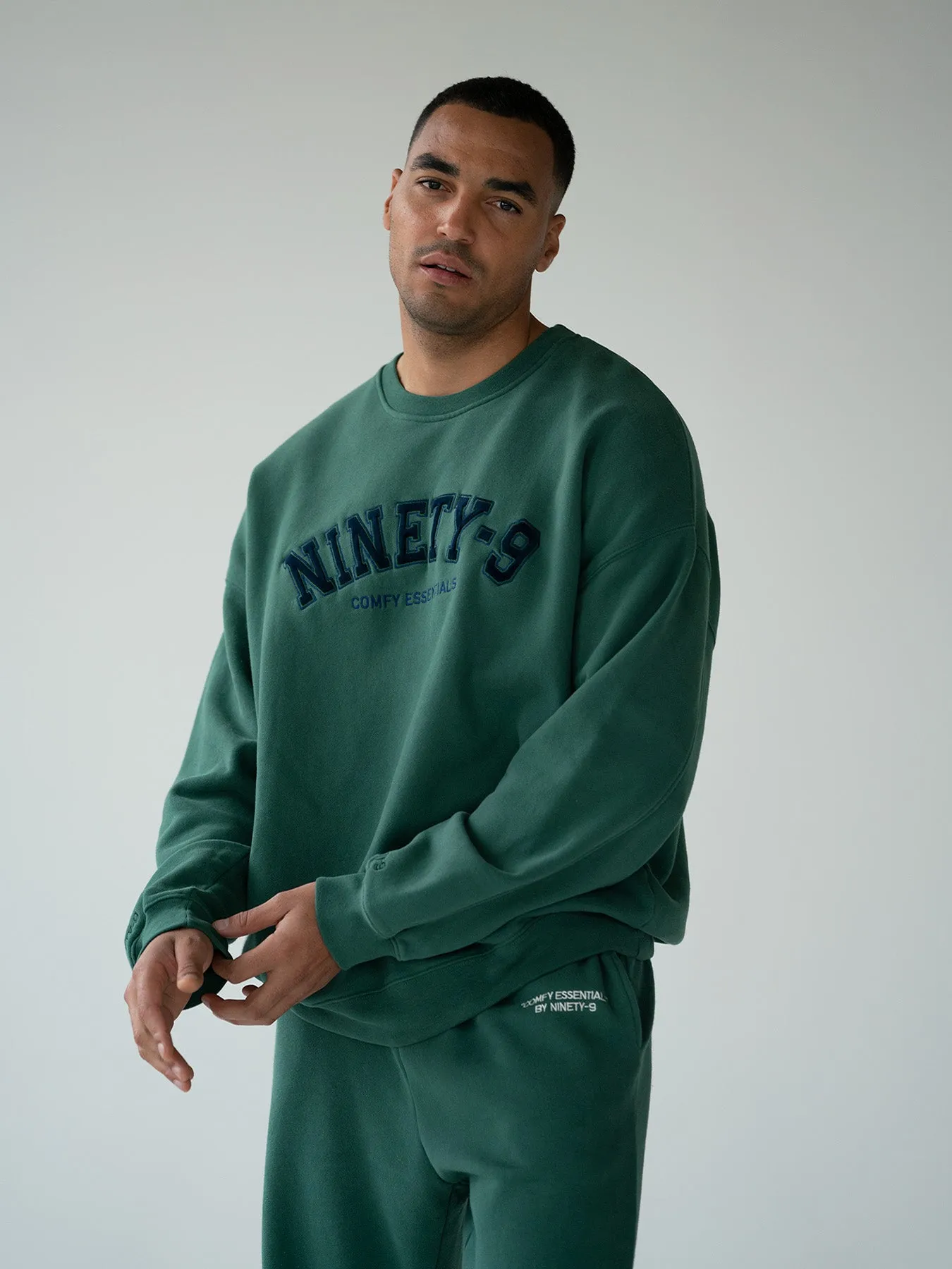 ESSENTIALS - College Sweater  •  Forest Green