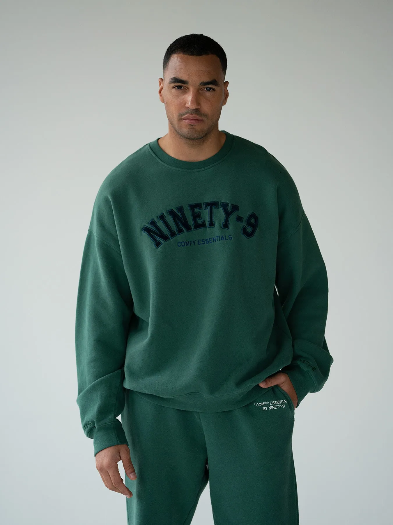 ESSENTIALS - College Sweater  •  Forest Green