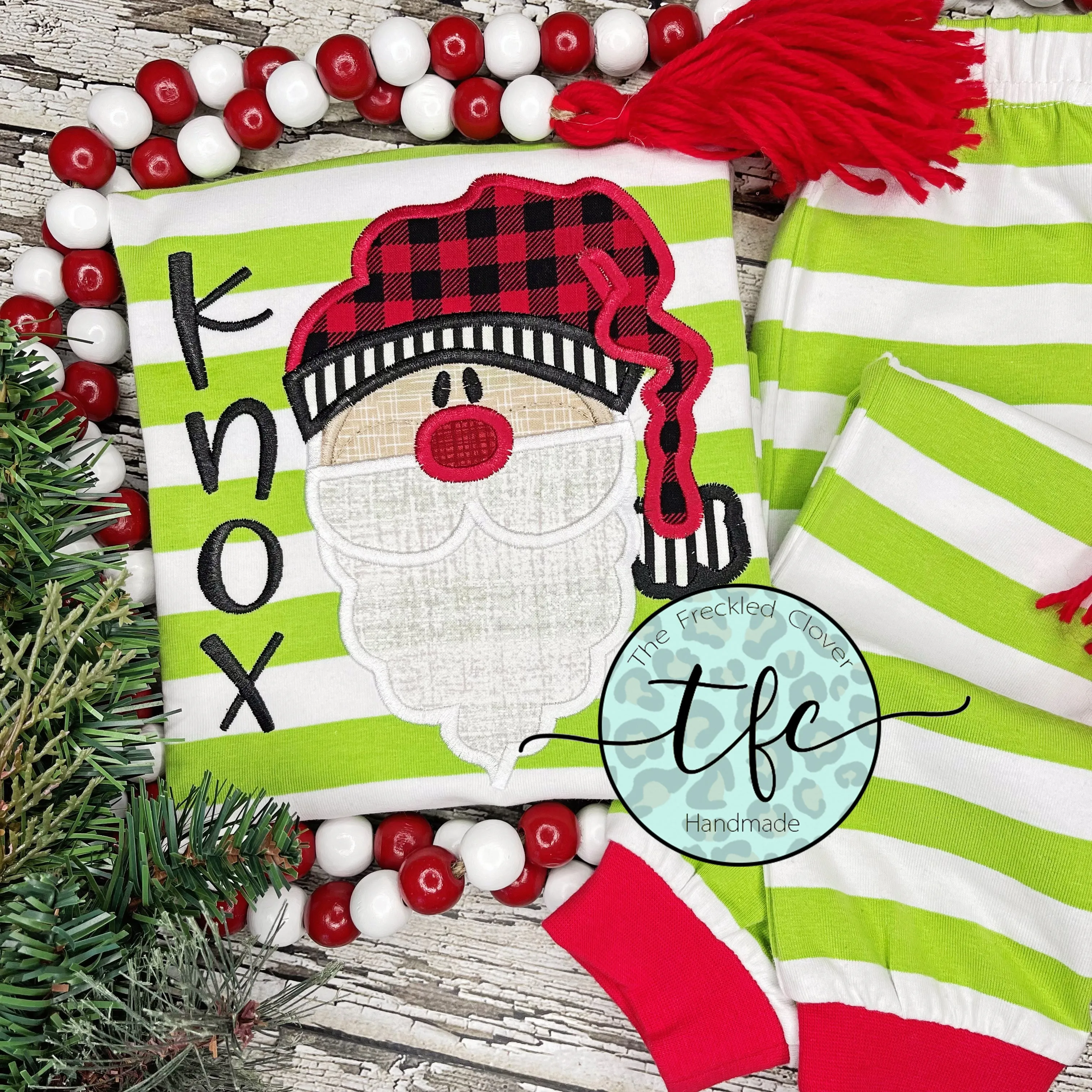 {Floppy Hat Santa} applique tee
