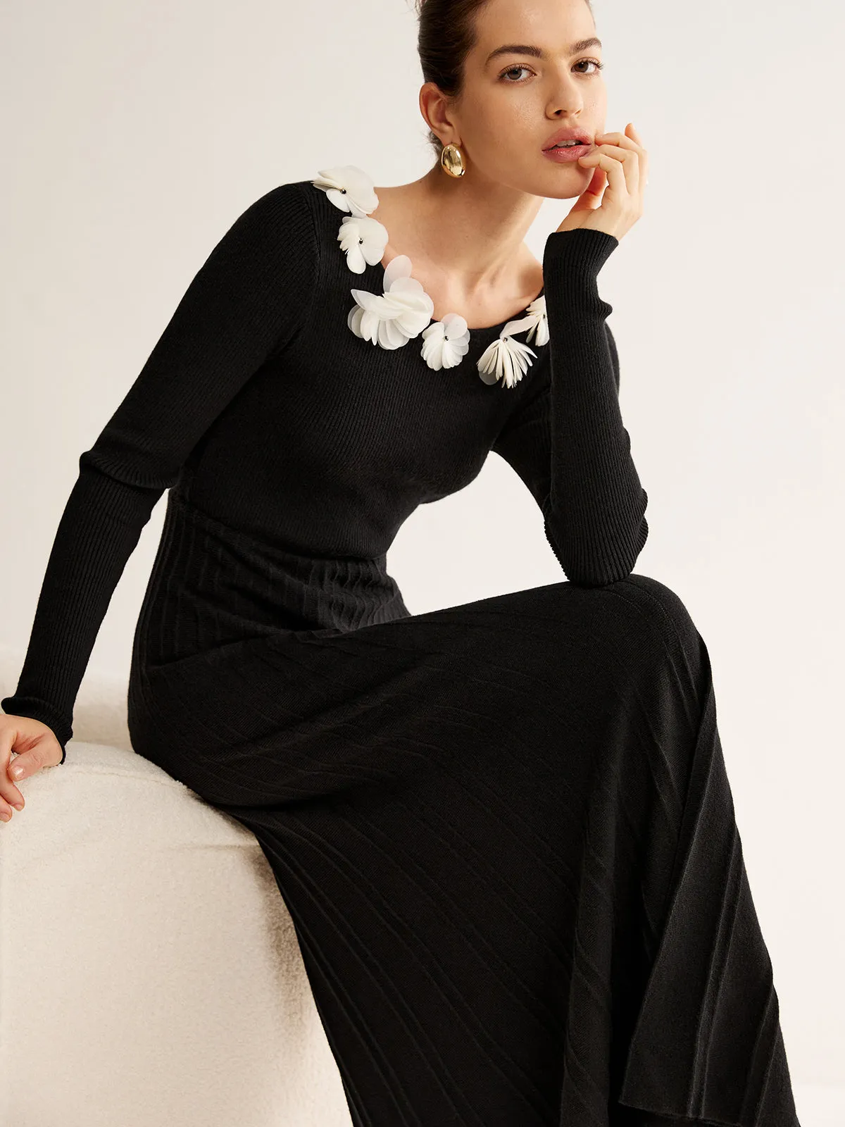 Floral Decor Pleated Sweater Dress