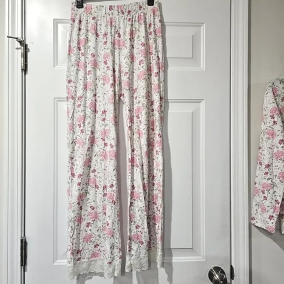Garnett Hill Floral Lace Trim Pajama Set size XS Green Cotton