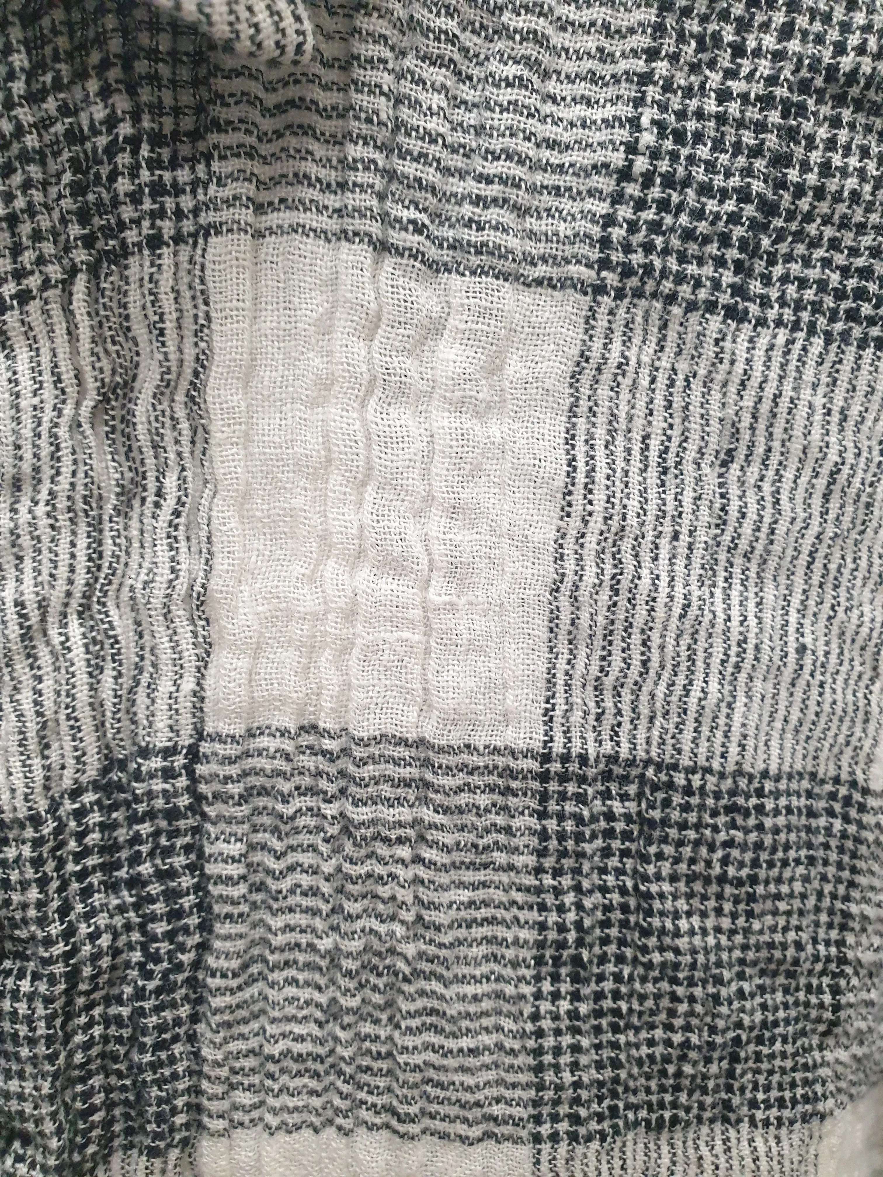 Gorman black and white check linen shirt size 10
