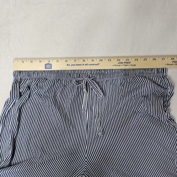 Lauren Ralph Lauren Womens Large Classic Navy Pin Striped Pajamas