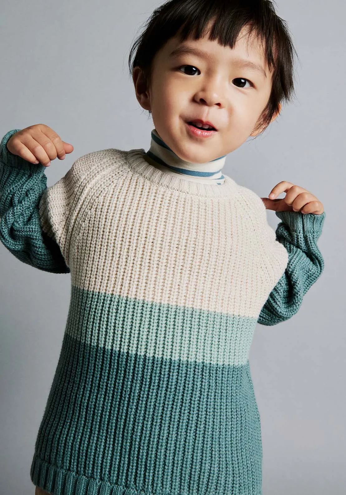 Long Sleeve Plain Knitted Sweatshirt - White