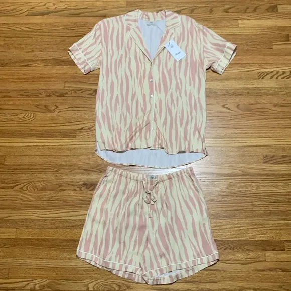 Maaji pajamas - NEW pajama set, short sleeve button up pajama shirt   shorts