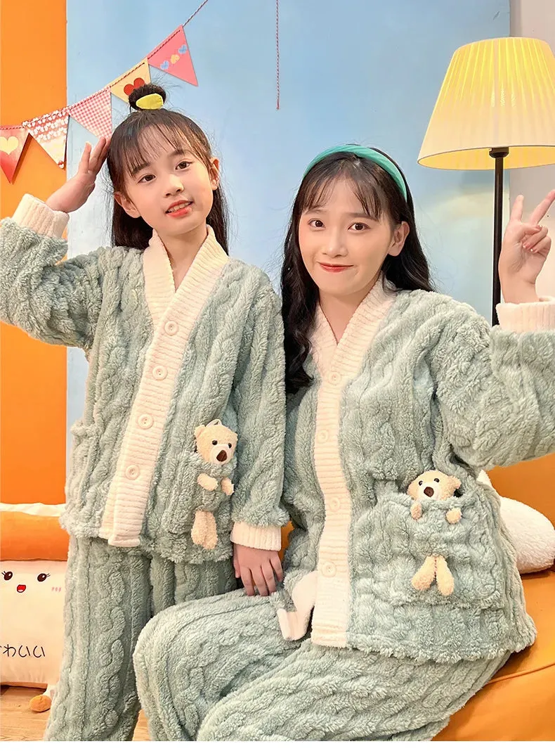 New 2023 Autumn Winter Kids Thicken Warm Flannel Pajamas Baby Boys Girls Cartoon Bear Casual Sleepwear Clothing Sets Pyjamas