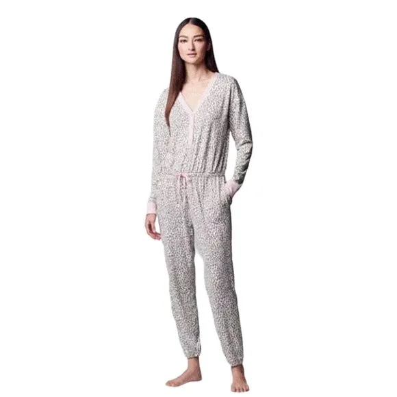 Simply Vera Wang Womens White Pink Leopard Print Pockets Onesie Pajamas Sz L NWT