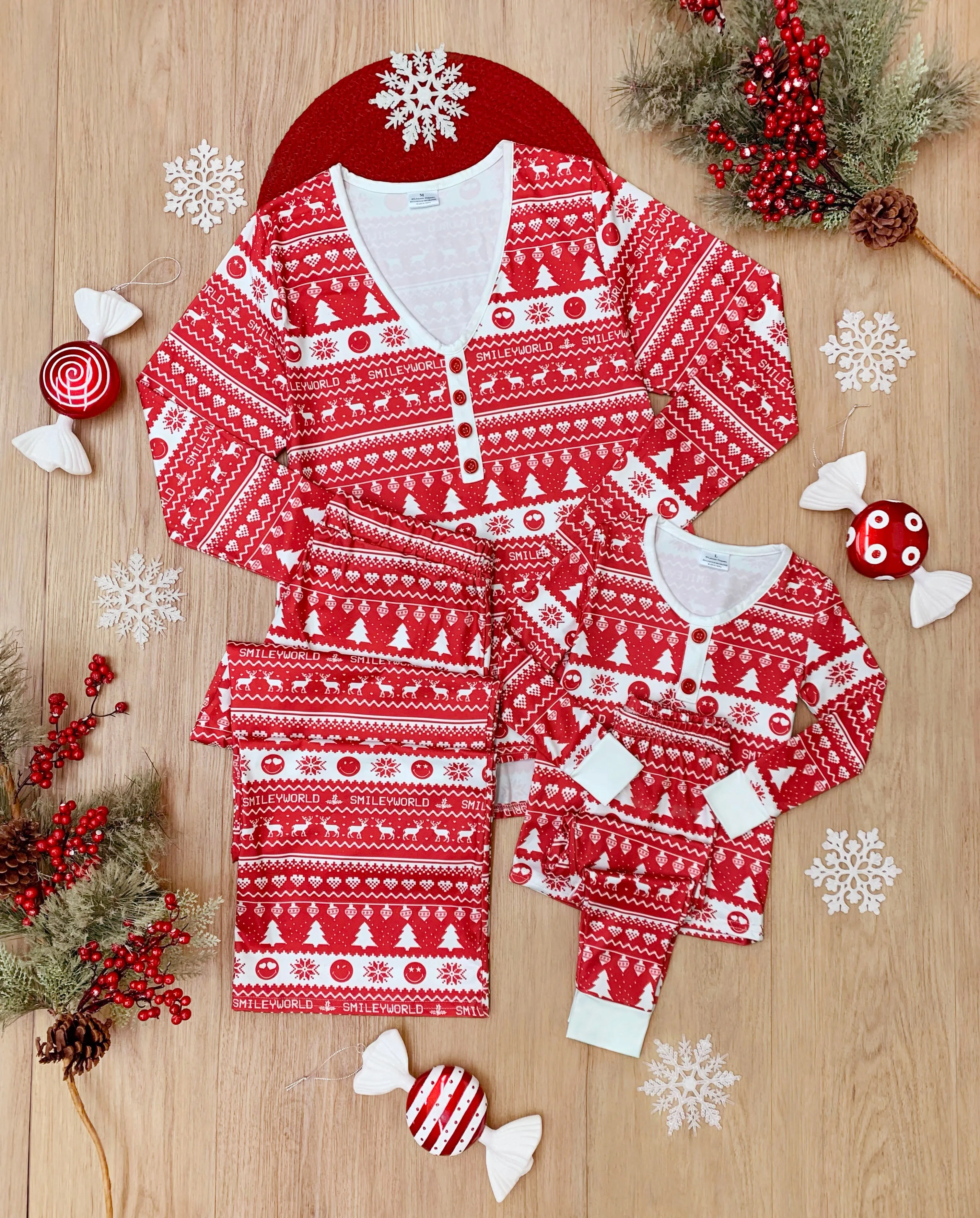 SmileyWorld Mommy & Me Christmas Traditions Pajama Set