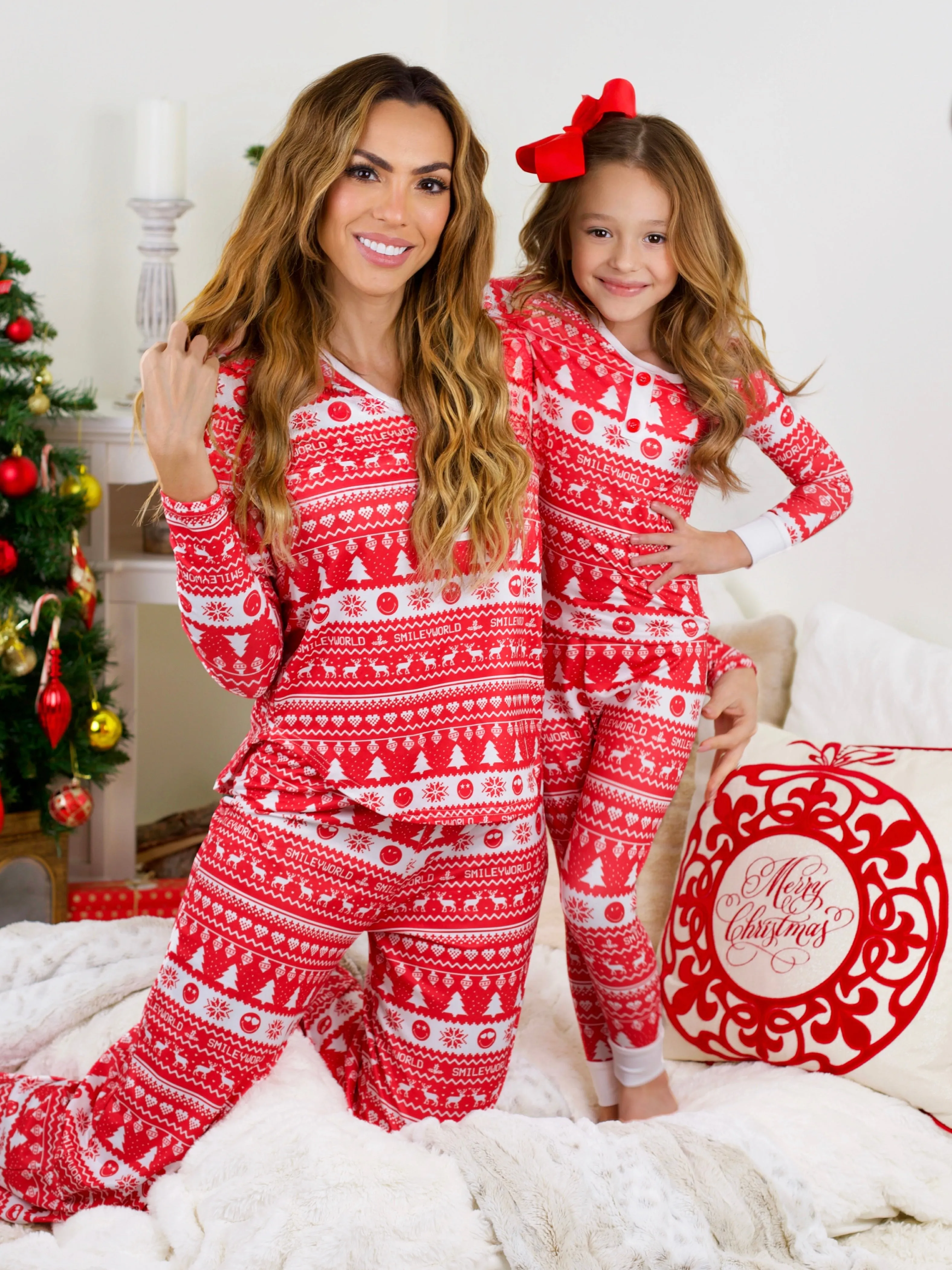 SmileyWorld Mommy & Me Christmas Traditions Pajama Set