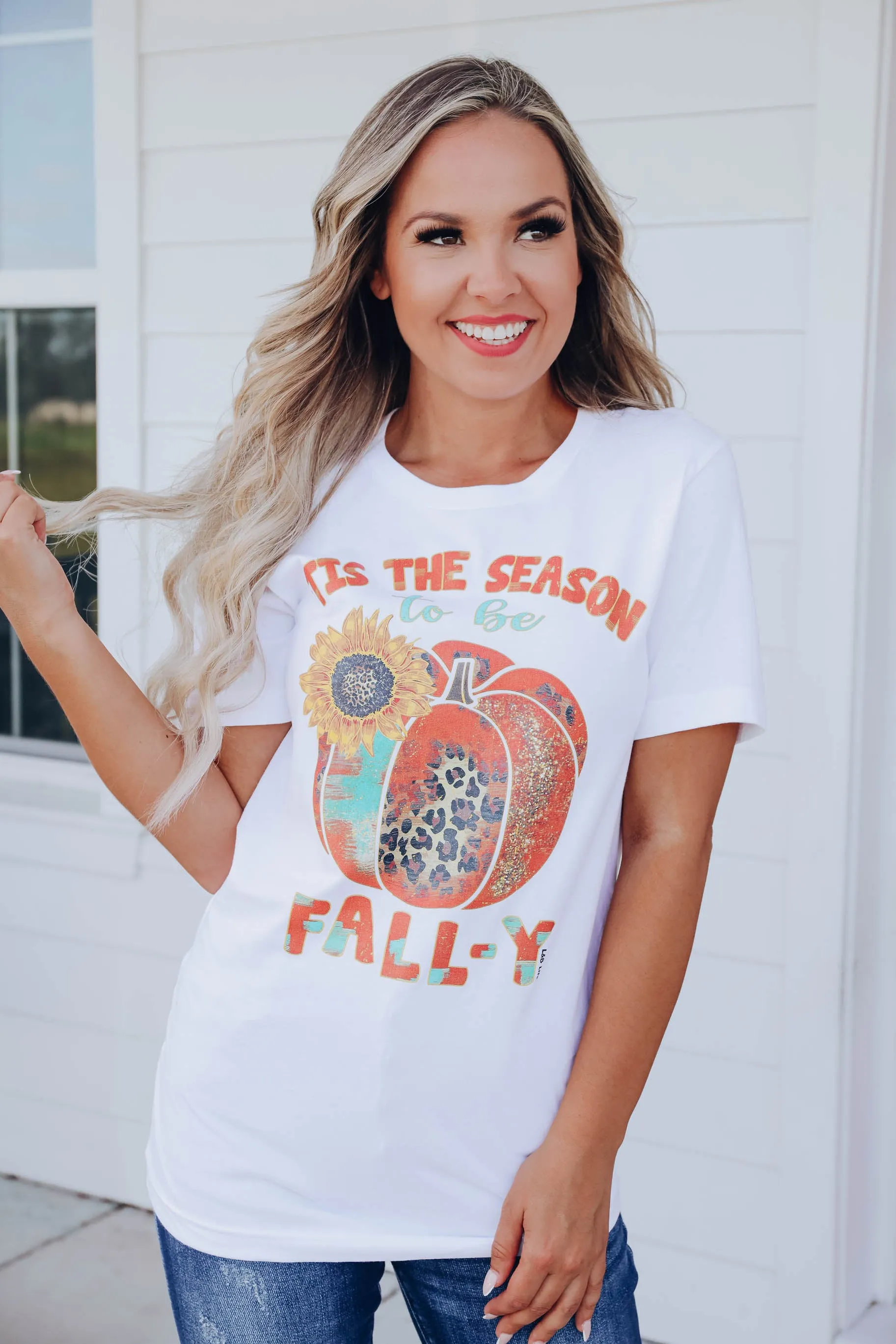 Tis The Season To Be Fall-Y Graphic Tee
