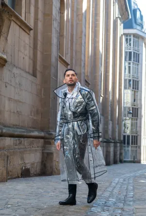 Trench coat. Transparent Black.