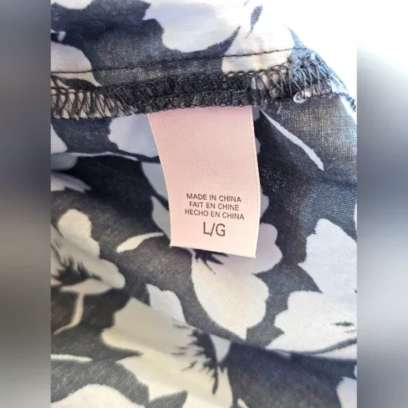 Victoria's Secret Bride Gray/Blue &amp; White Floral Button up Pajama Top Pink Trim