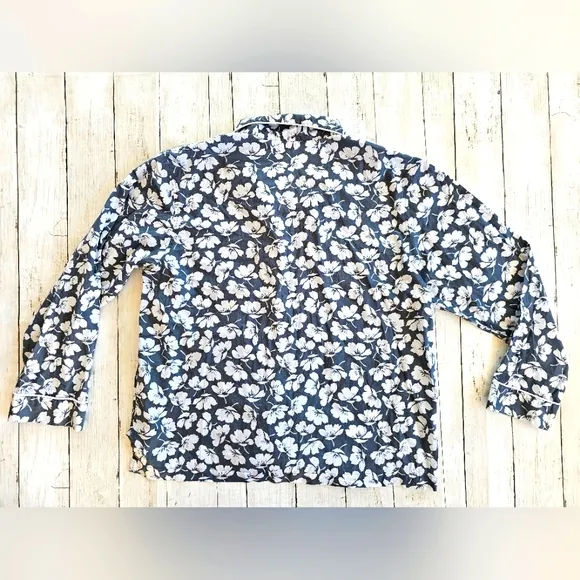 Victoria's Secret Bride Gray/Blue &amp; White Floral Button up Pajama Top Pink Trim