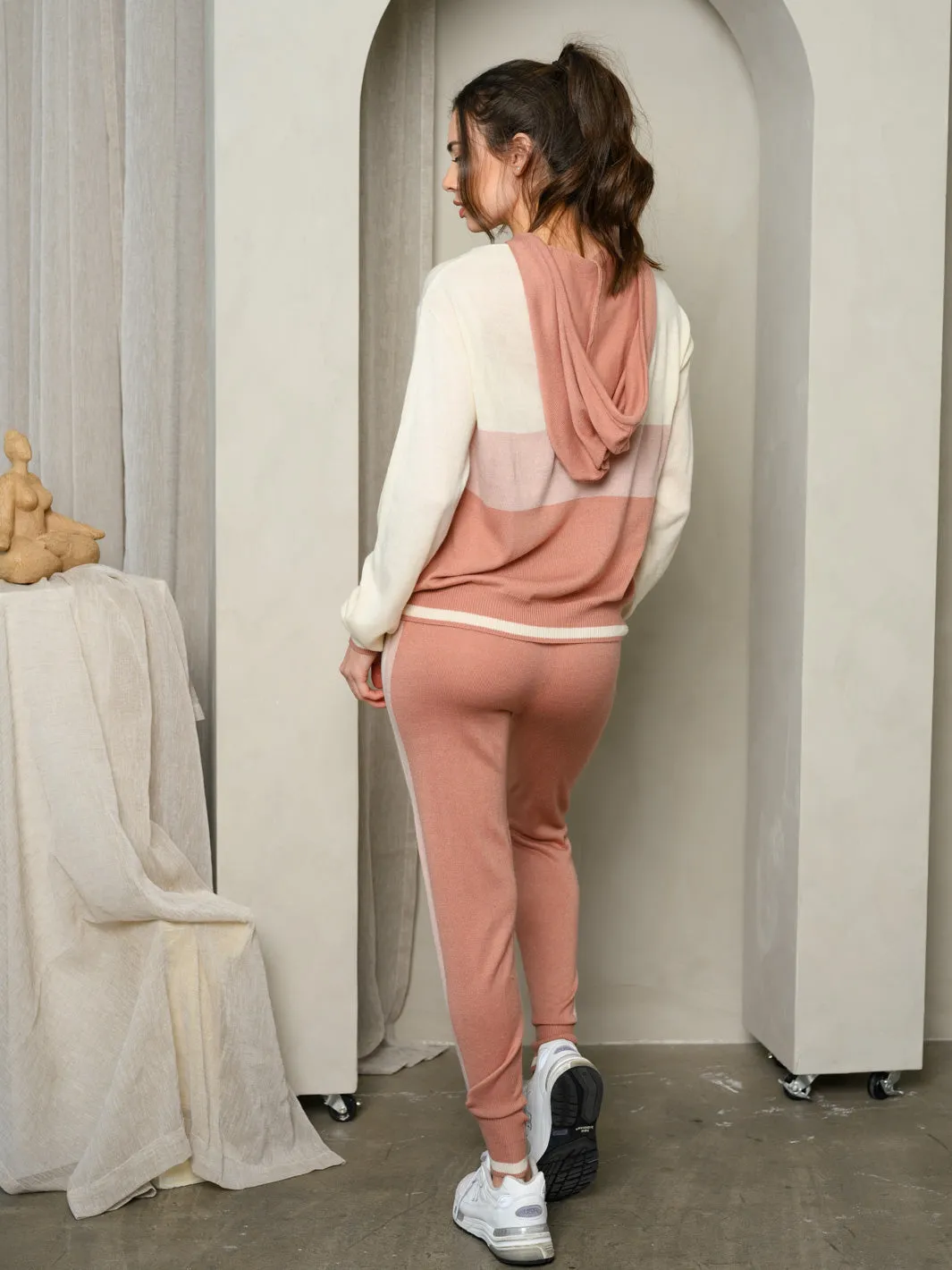 WOMEN'S COLORBLOCK 2PC. HOODIE & PANTS SET